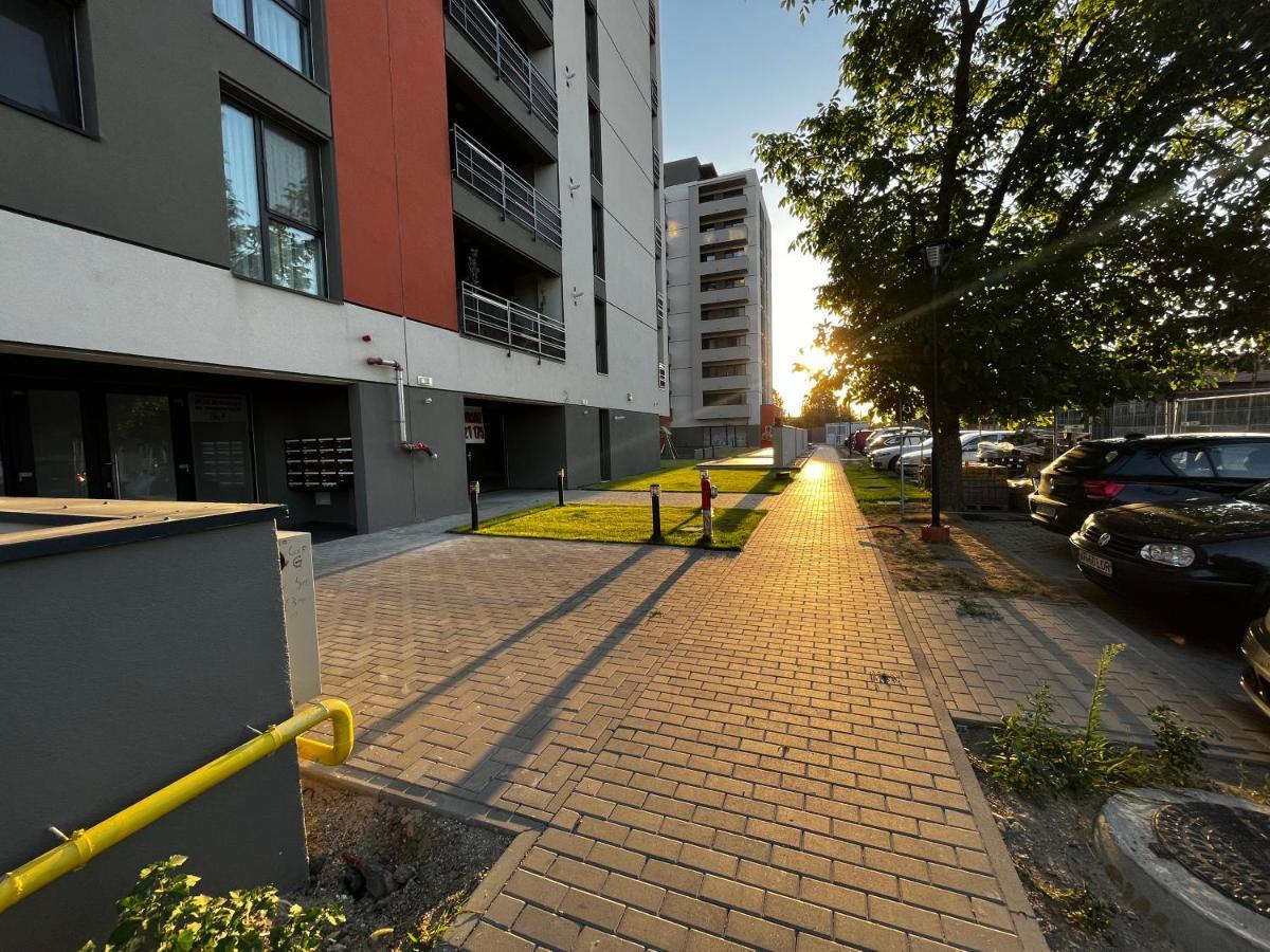 Apartament Modern Cu O Camera Apartment Тимишоара Екстериор снимка