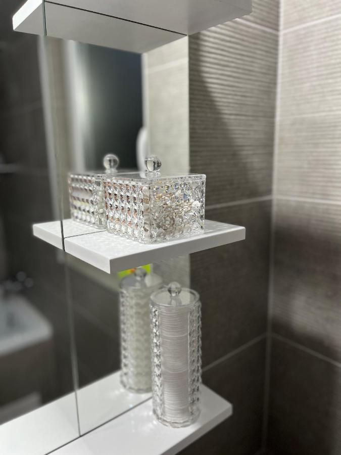 Apartament Modern Cu O Camera Apartment Тимишоара Екстериор снимка